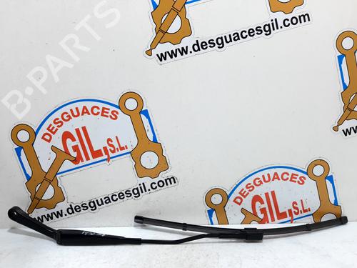 Used Front windshield wiper arm MERCEDES-BENZ E-CLASS (W213) E 220 d (213.004) (194 hp) 20756869