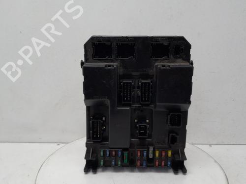 Used Fuse box PEUGEOT 307 (3A/C) 2.0 HDi 90 (90 hp) 24179451