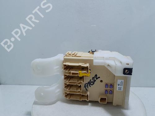 Used Fuse box TOYOTA RAV 4 IV (_A4_) [2012-2019]  21389284