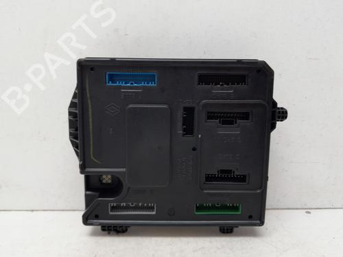 Sikringsdåse RENAULT MEGANE III Hatchback (BZ0/1_, B3_) 1.5 dCi (BZ09, BZ0D, BZ1W, BZ29, BZ14) (110 hp) 24153868