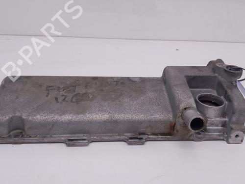 Used Valve cover FIAT PUNTO Hatchback Van (188_) 1.2 60 (60 hp) 25925456