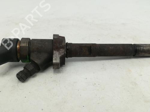Spreder / Dyse PEUGEOT 407 (6D_) 1.6 HDi 110 (6D9HZC, 6D9HYC) (109 hp) 28671246