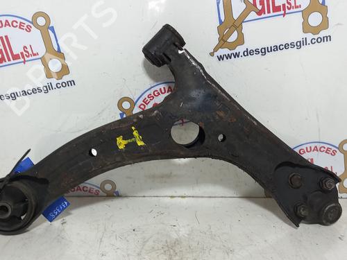 Querlenker links vorne für TOYOTA COROLLA (_E12_) 2.0 D-4D (CDE120R, CDE120L_) (116 hp) 20748761