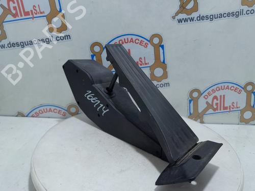 Used Pedal BMW 3 (E90) 320 d (163 hp) 20771225