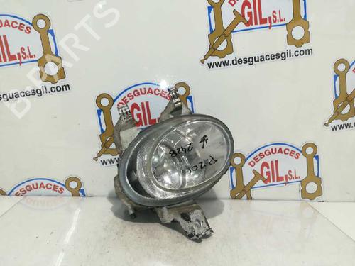 Used Right front fog light Right front fog light PEUGEOT 206 Hatchback (2A/C) 2.0 HDI 90 (90 hp) 34135658 34135658