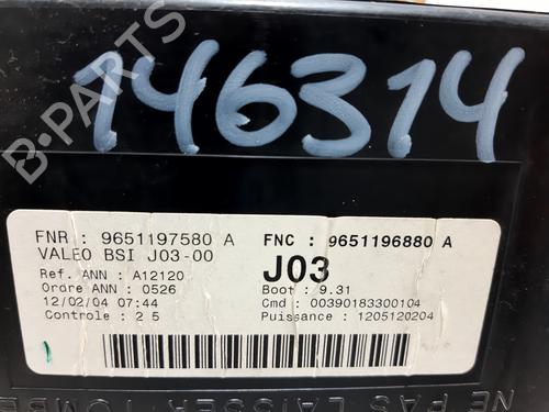 Fuse box PEUGEOT 307 Break (3E) 2.0 HDI 110 | BP20757530E1 