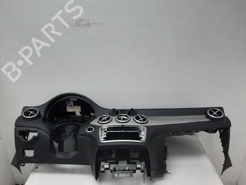 Used Dashboard MERCEDES-BENZ GLA-CLASS (X156) GLA 200 CDI / d (156.908) (136 hp) 30901356