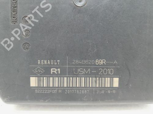 Fuse box RENAULT MEGANE III Hatchback (BZ0/1_, B3_) 1.2 TCe (BZ16, BZ28) | BP21100607E1 