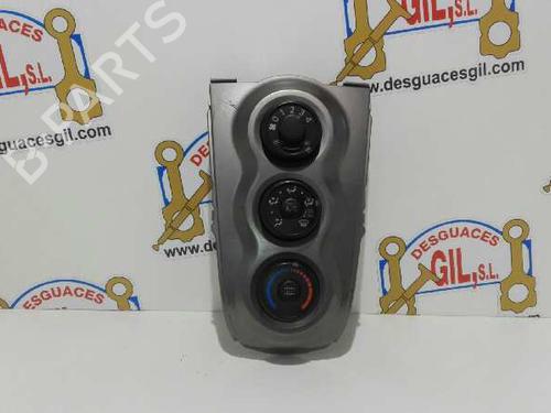 Used Climate control TOYOTA YARIS (_P9_) 1.0 VVT-i (KSP90_, KSP90R) (69 hp) 20789316