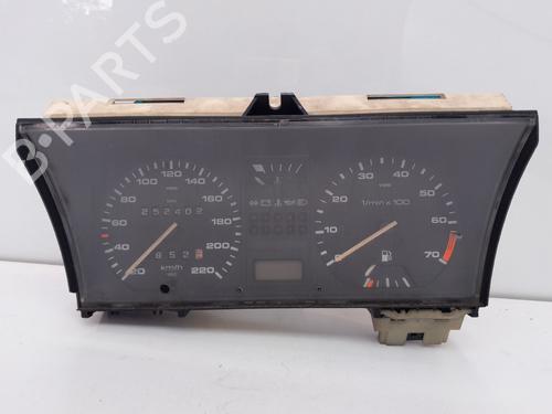 Used Instrument cluster VW GOLF II (19E, 1G1) [1983-1992]  29300560