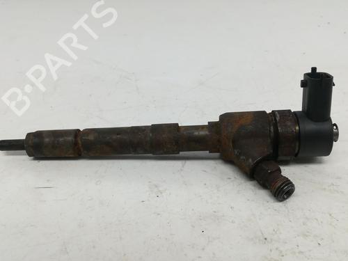 Injector Injector OPEL CORSA C (X01) 1.3 CDTI (F08, F68) (70 hp) 35965652 35965652
