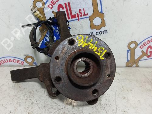 Used Left front steering knuckle RENAULT CLIO II (BB_, CB_) 1.5 dCi (B/CB3M) (64 hp) 20762432