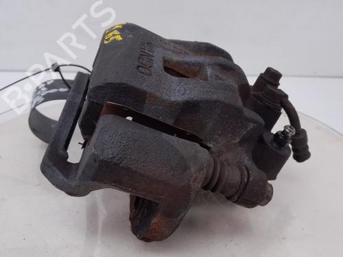 Right front brake caliper HYUNDAI H-1 / STAREX Bus (A1) 2.5 TD 4WD | BP29066794M104