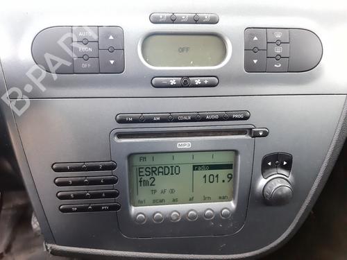 Rear left window mechanism SEAT LEON (1P1) 1.9 TDI | BP20749712C24 