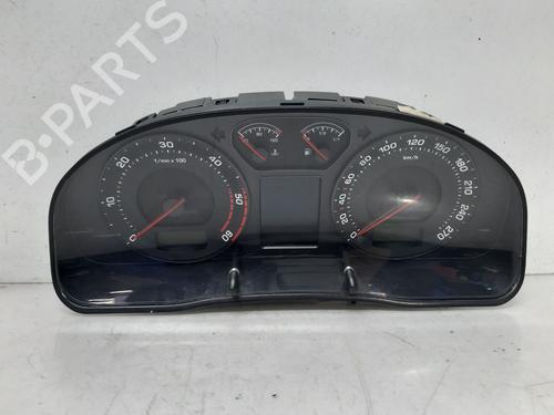 Used Instrument cluster Instrument cluster SKODA SUPERB I (3U4) [2001-2008] 36113977 36113977