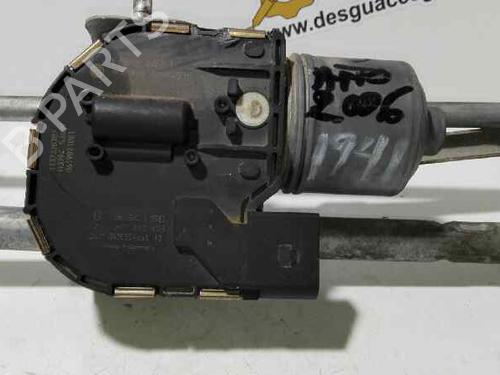 Used Front wiper motor VW GOLF V (1K1) [2003-2010]  20773800