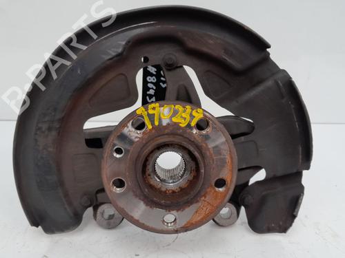 Used Left front steering knuckle VOLVO V60 I (155) D3 / D4 (163 hp) 27585381