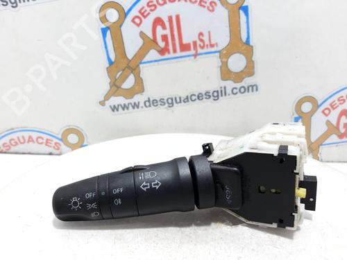 Used Headlight switch NISSAN NV200 / EVALIA Bus 1.5 dCi 85 (M20, M20M, M20K, M20KK) (86 hp) 20756988