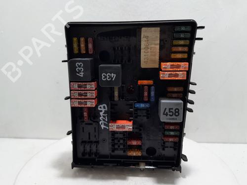 Used Fuse box VW GOLF V (1K1) [2003-2010]  21100395