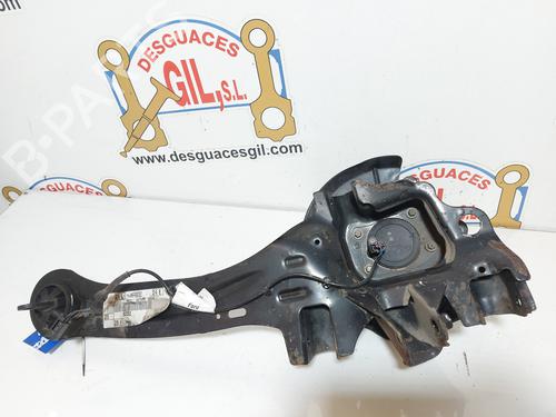 Used Right rear steering knuckle FORD FOCUS III Turnier 1.5 TDCi (120 hp) 20738504