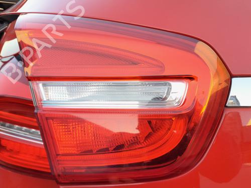 Farolim esquerdo MERCEDES-BENZ GLA-CLASS (X156) GLA 200 CDI / d (156.908) (136 hp) 30625683