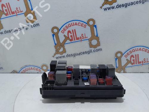 Used Fuse box CHEVROLET AVEO / KALOS Hatchback (T250, T255) 1.2 (84 hp) 20760549