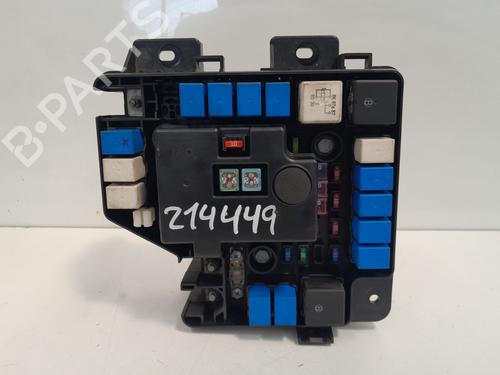Used Fuse box Fuse box 39187745 39187745