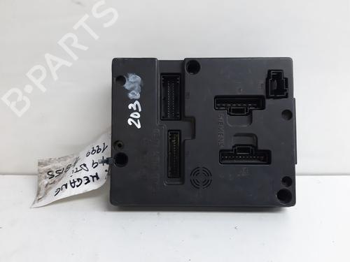 Used Fuse box Fuse box RENAULT MEGANE I Coach (DA0/1_) 1.6 e (DA0F) (90 hp) 34132632 34132632