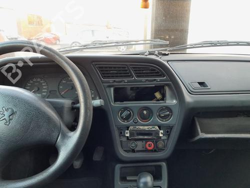 Left taillight PEUGEOT 306 Hatchback (7A, 7C, N3, N5) 1.9 D | BP31270060C34 