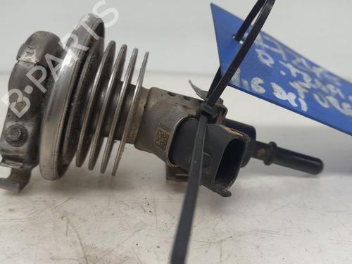 injector-renault-trafic-iii-van-fg_-2014-34134207 main image