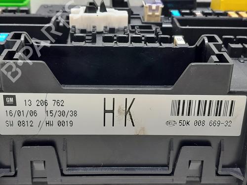 Fuse box OPEL ASTRA H (A04) 1.9 CDTI (L48) | BP20761180E1 