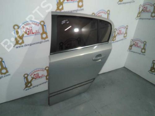 Used Left rear door OPEL ASTRA H (A04) [2004-2014]  20734820