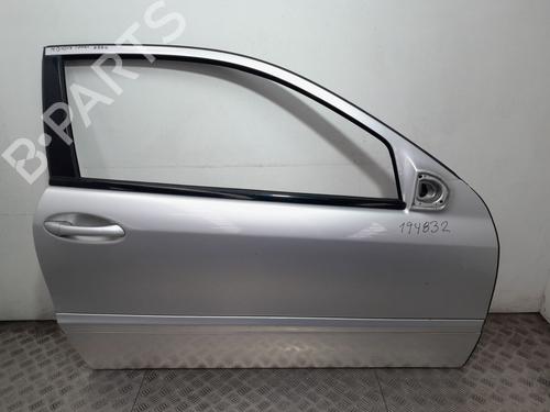 Used Right front door MERCEDES-BENZ C-CLASS Coupe (CL203) C 220 CDI (203.706) (143 hp) 30697684