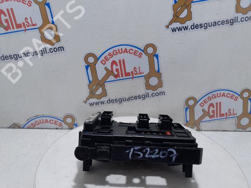 Fuse box CITROËN C5 I (DC_) 1.8 16V (DC6FZB, DC6FZE) | BP20761099E1 