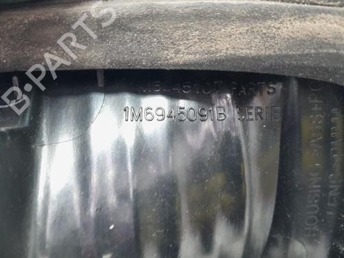 Right taillight SEAT LEON (1M1) | BP31320492C35