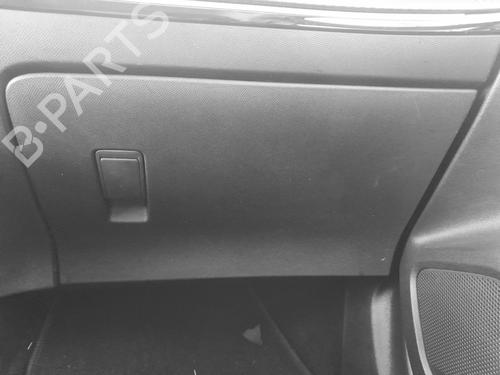 glove-box-peugeot-2008-ii-ud_-us_-uy_-uj_-ur_-uc_-2019-32219682 main image
