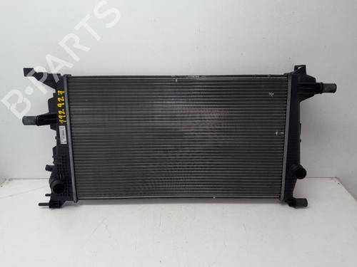 Used Water radiator RENAULT MEGANE III Grandtour (KZ0/1) [2008-2016]  29573335
