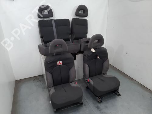 Used Seats set MITSUBISHI PAJERO III (V7_W, V6_W) 2.5 TDi (V64W, V74W) (115 hp) 31022695