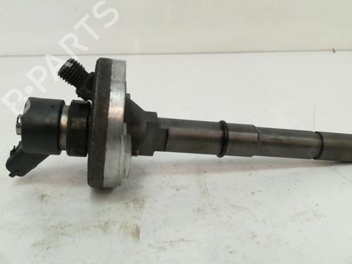 Used Injector Injector RENAULT MASTER II Bus (JD) [1997-2010] 35965674 35965674