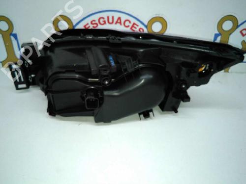Right headlight FORD MONDEO III Saloon (B4Y) 2.0 16V DI / TDDi / TDCi | BP21068199C29 