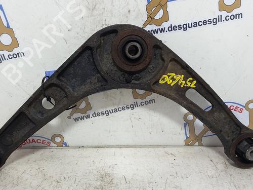 Used Left front suspension arm RENAULT LAGUNA I (B56_, 556_) 1.9 dTi (100 hp) 20762557