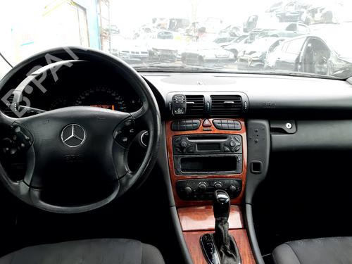 Engine control unit (ECU) MERCEDES-BENZ C-CLASS (W203) C 220 CDI (203.006) | BP20762858M57 
