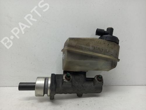 Used Brake master cylinder RENAULT SCÉNIC I MPV (JA0/1_, FA0_) 1.9 dTi (JA1U) (80 hp) 23503622