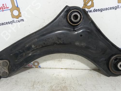 Used Right front suspension arm RENAULT SCÉNIC III (JZ0/1_) [2008-2016]  20749397