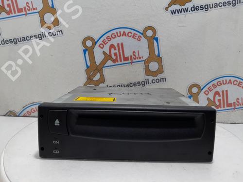 Used Radio PEUGEOT 607 (9D, 9U) 2.2 HDi (133 hp) 20763043