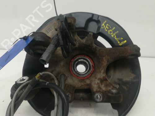 Venstre hjullagerhus spindel BMW 1 (E87) 118 d (122 hp) 26507755