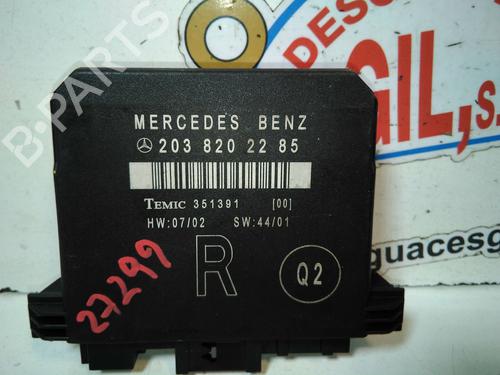 Used Comfort control module MERCEDES-BENZ C-CLASS (W203) C 200 CDI (203.004) (116 hp) 20804444