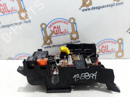 Used Fuse box PORSCHE CAYENNE (9PA) Turbo 4.5 (450 hp) 20751372