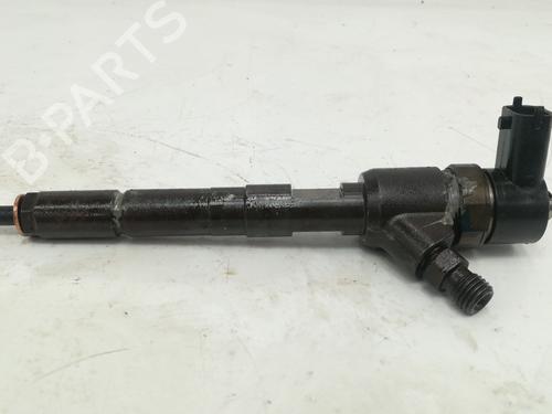 Injector Injector OPEL CORSA C (X01) 1.3 CDTI (F08, F68) (70 hp) 35965563 35965563
