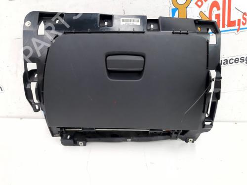 Used Glove box BMW X1 (E84) xDrive 18 d (143 hp) 20767948
